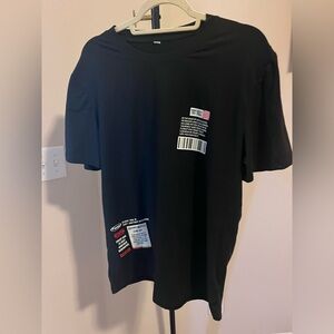 Romwe.  Black Graphic Men's T-Shirt “Street Life” Design. Size M